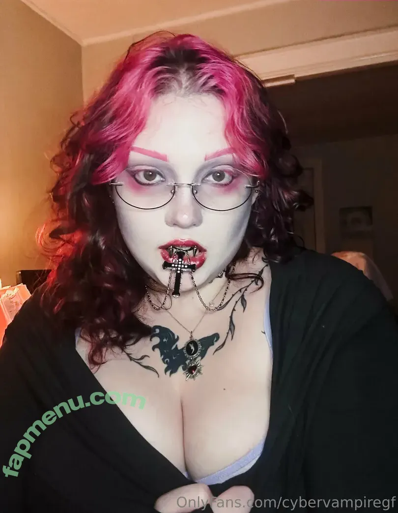cybervampiregf nude photo #0047 (cybervampiregirl)