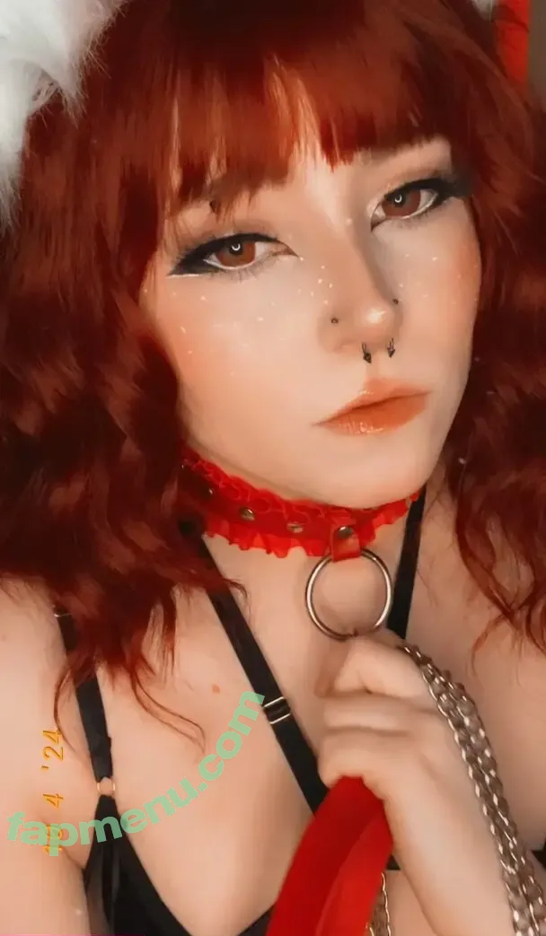 cyberwh0re nude photo #0002 (cyberwh0re.xd)