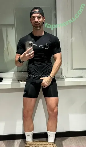  nude photo #0001
