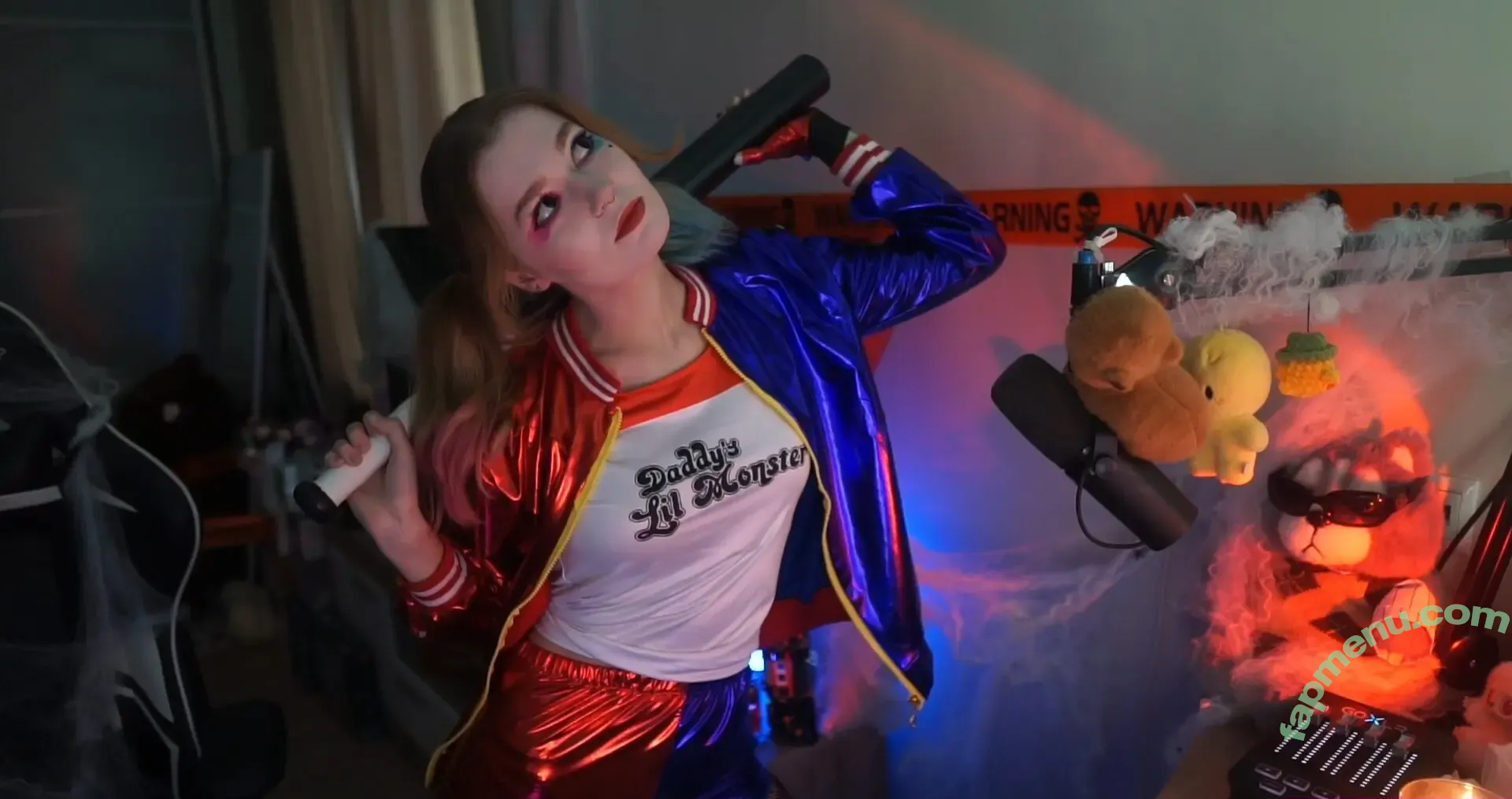 Cymanneth nude photo #0033 (Cymanneth)