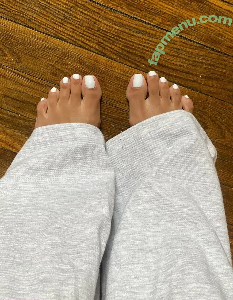 cynstoess nude photo #0030 (cynstoess)