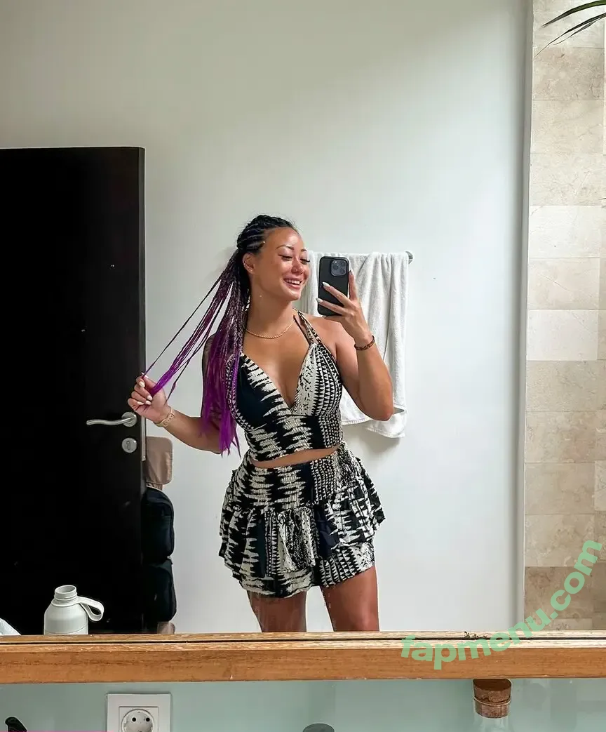 Cynthia Leu nude photo #0143 (cynthialeu)