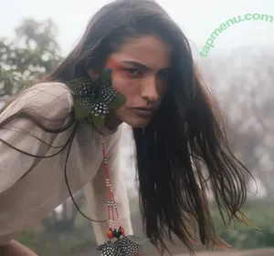 Cynthia Senek / cynthiasenek nude photo #0087