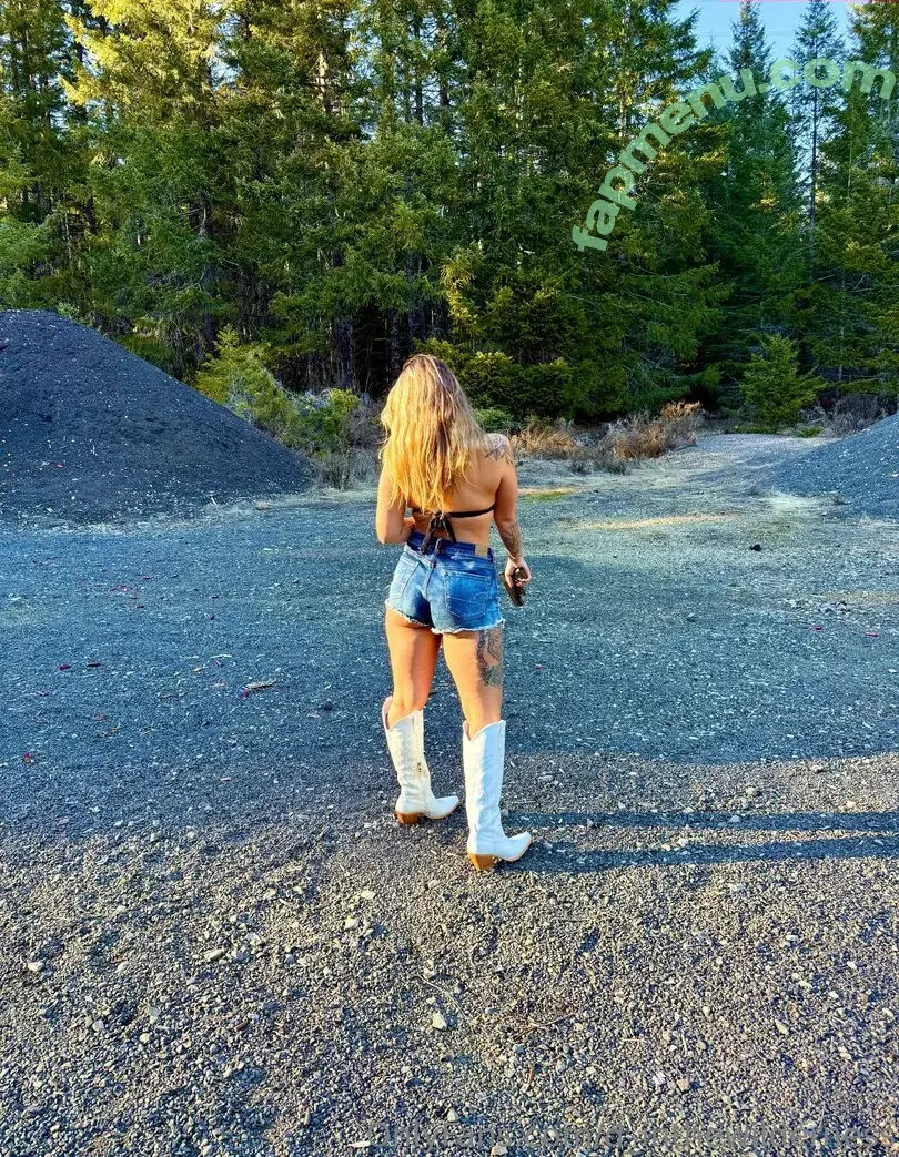d_inthewilderness nude photo #0024 (inthewilderness)