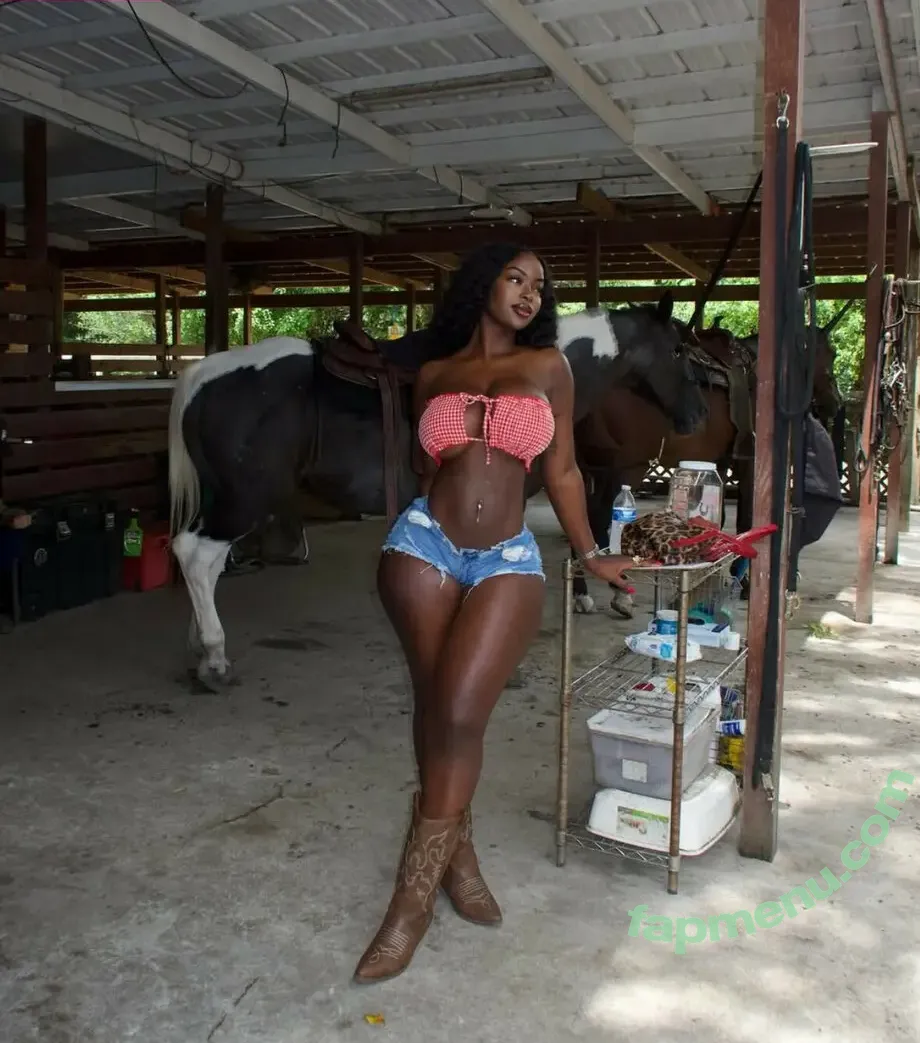 d4rkbarb1e nude photo #0037 (d4rkbarb1e)