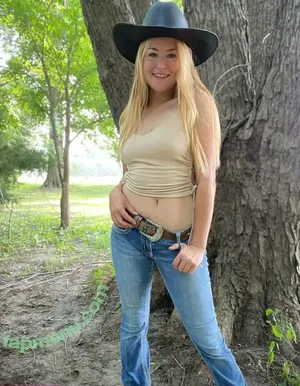 da_cakes / da_cakes_premium / da_cakes_x nude photo #0008