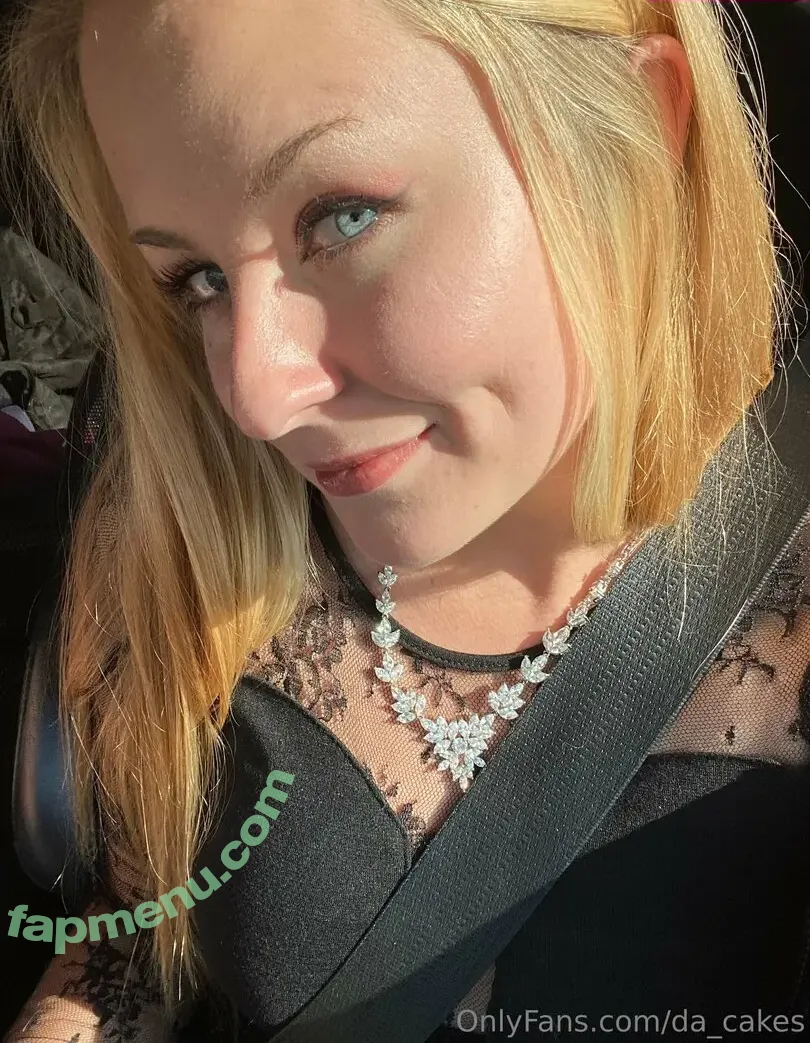 da_cakes nude photo #0024 (da_cakes_premium / da_cakes_x)