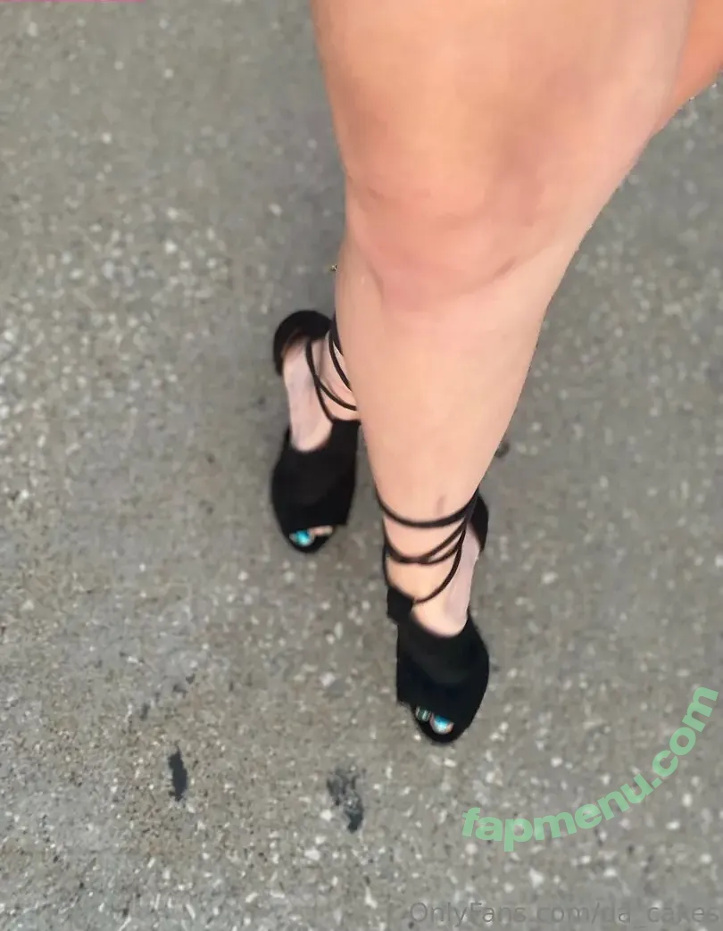 da_cakes nude photo #0031 (da_cakes_premium / da_cakes_x)