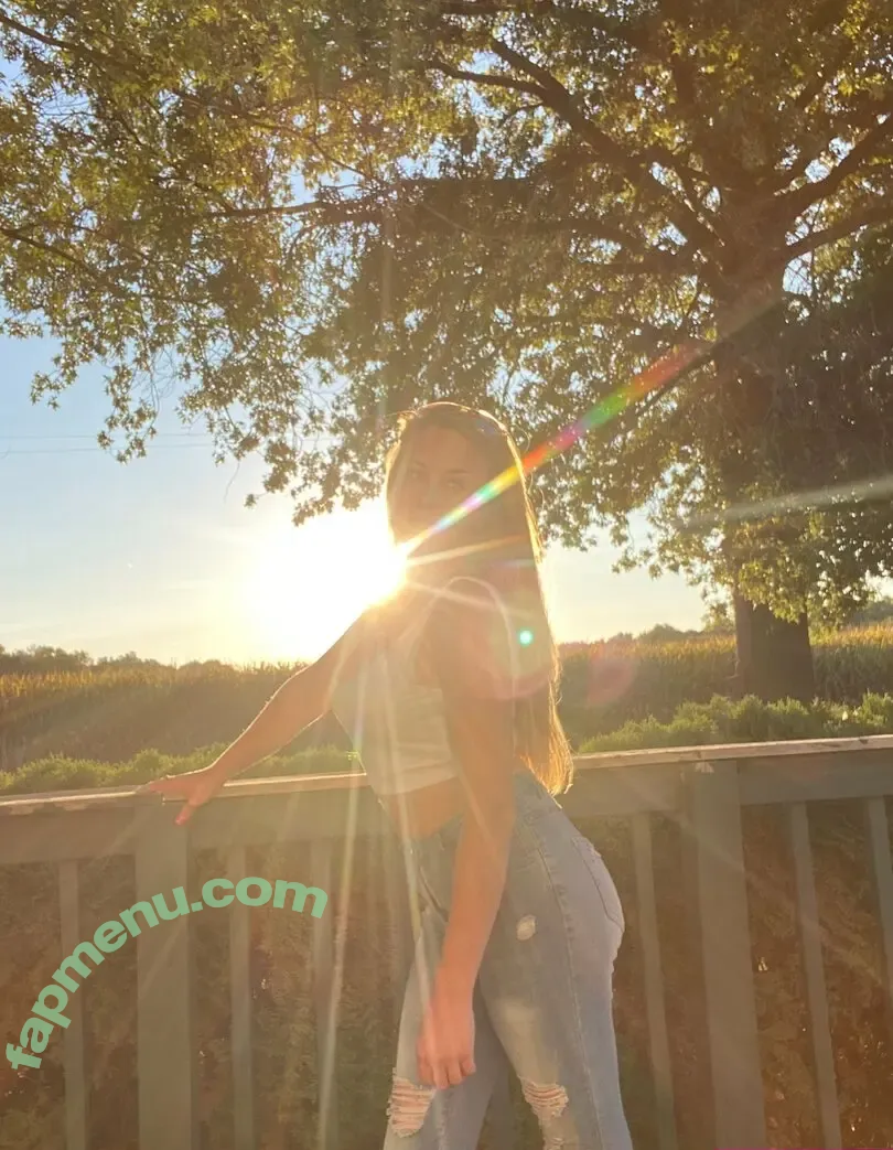 da_cakes nude photo #0043 (da_cakes_premium / da_cakes_x)