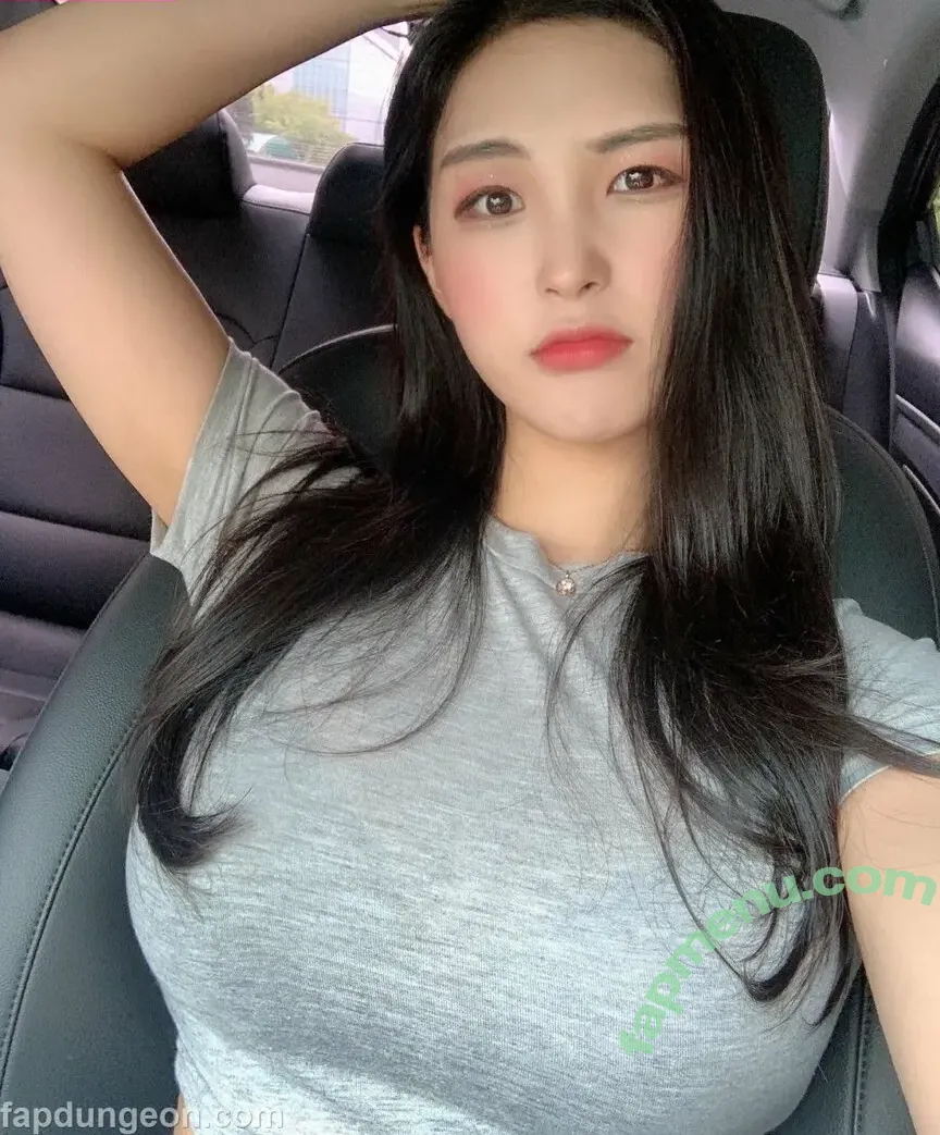 Daani._.e nude photo #0049 (danifae)