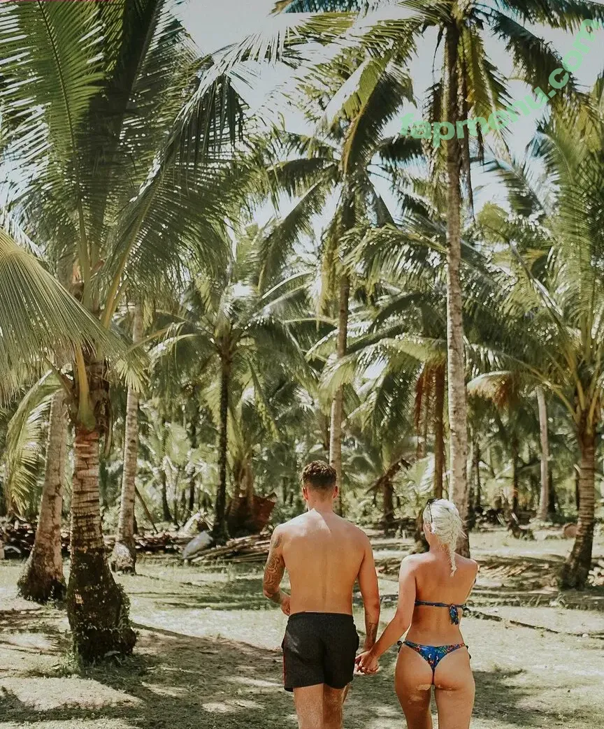 dabbleandtravel nude photo #0005 (Molly and Matt)