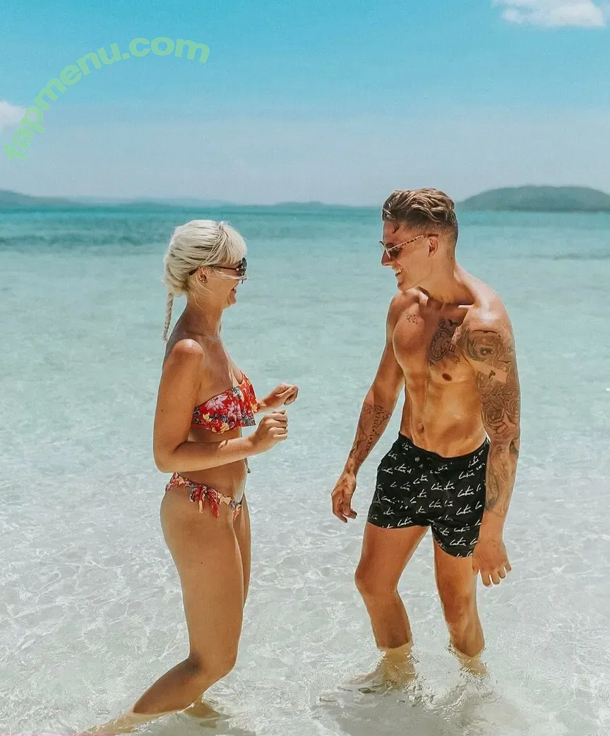 dabbleandtravel nude photo #0007 (Molly and Matt)