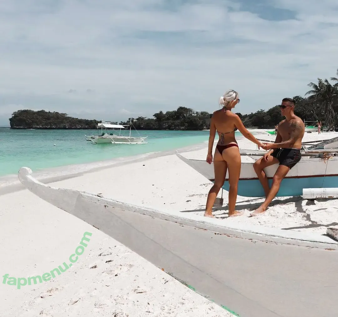 dabbleandtravel nude photo #0016 (Molly and Matt)