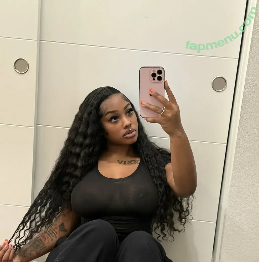 Dabombbestmari nude photo #0008 (Ririgotfans / dabombbest.mari)