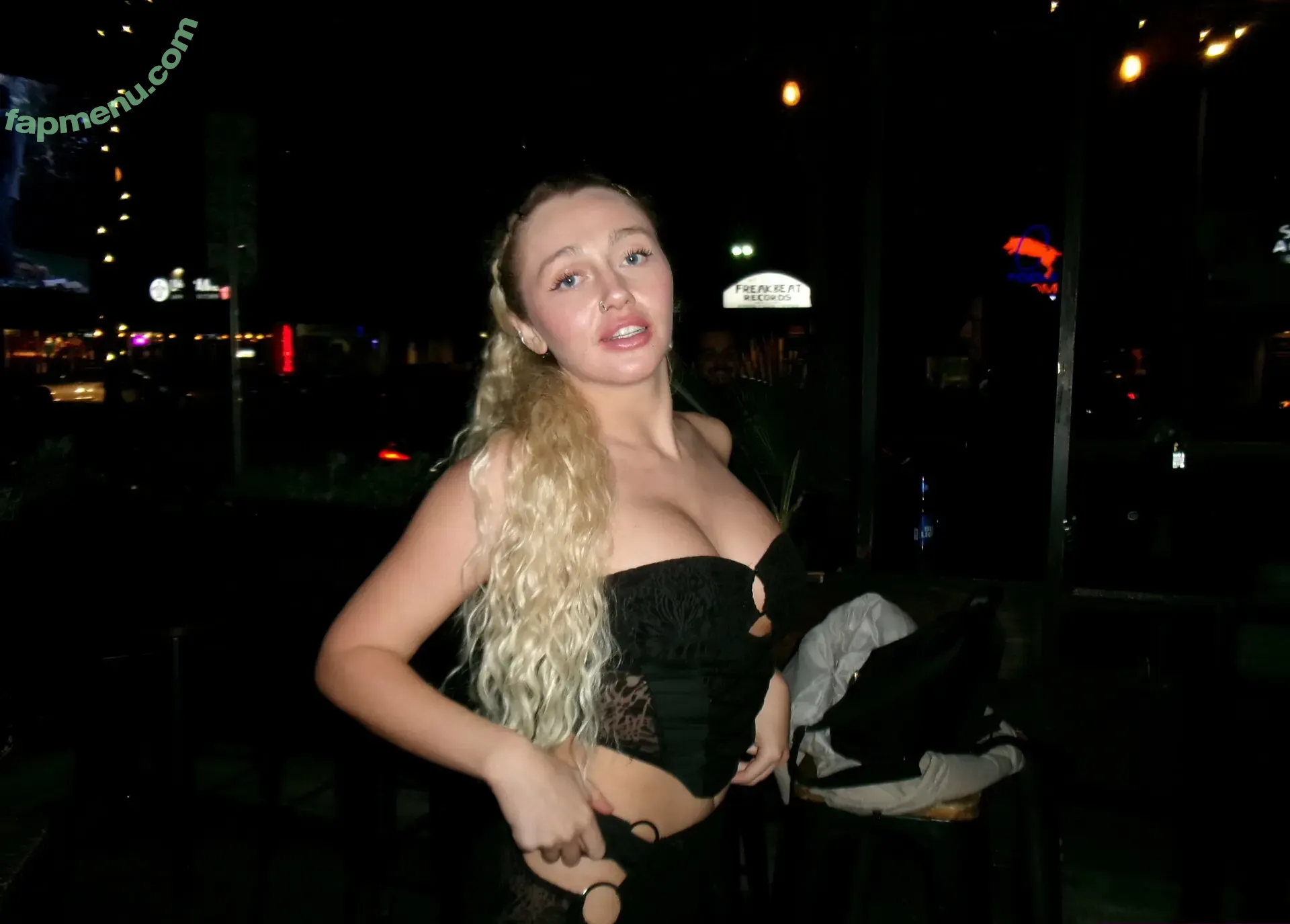daddydeelz nude photo #0219 (itsdaddydeelz)