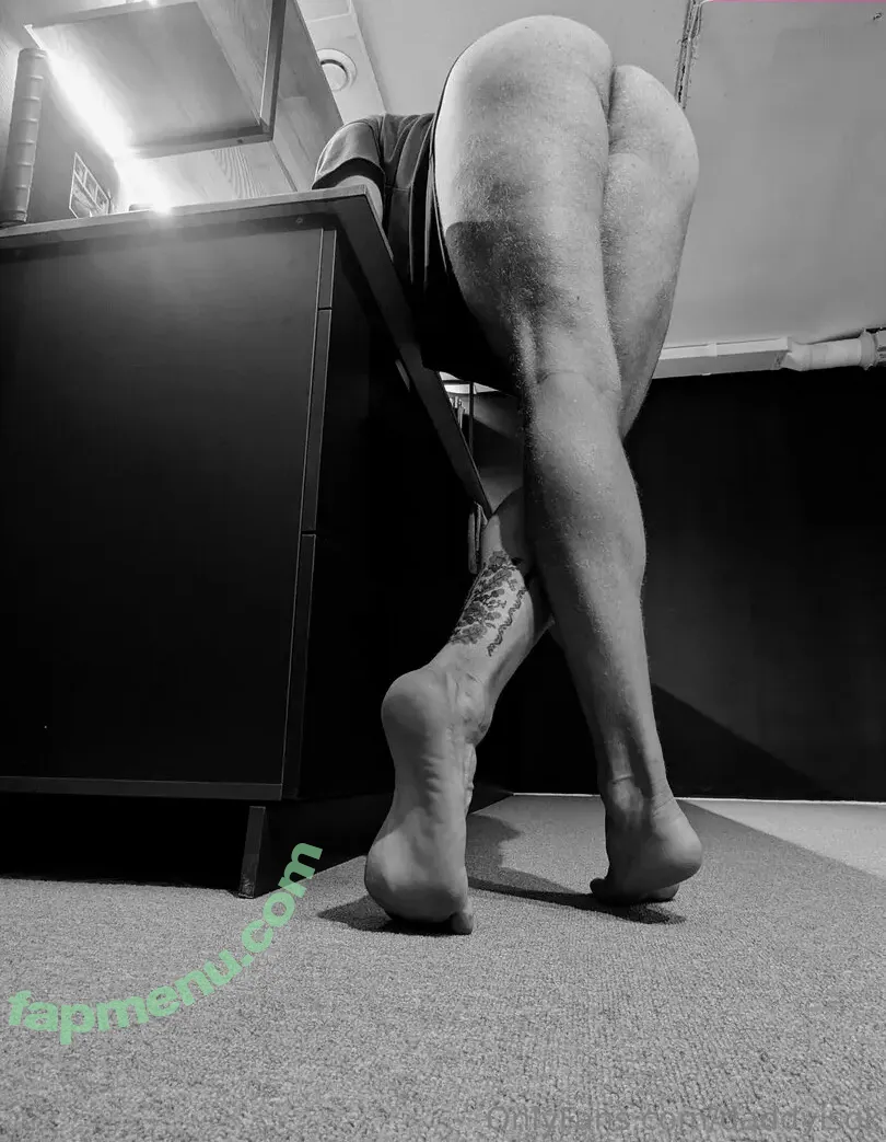 daddyisok nude photo #0006 (daddy_sok)