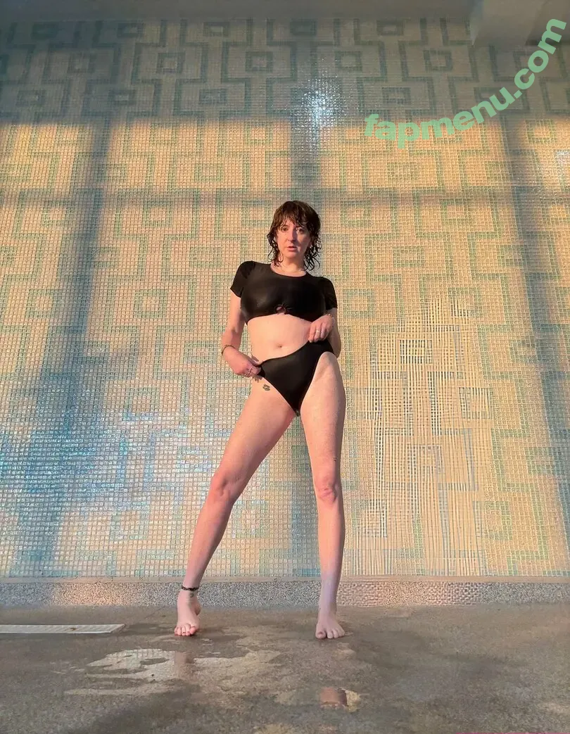 Dadeleine nude photo #0221 (the_dadeleine)