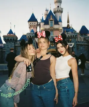 Dafne Keen / dafnekeen / lauradafne93 nude photo #0431