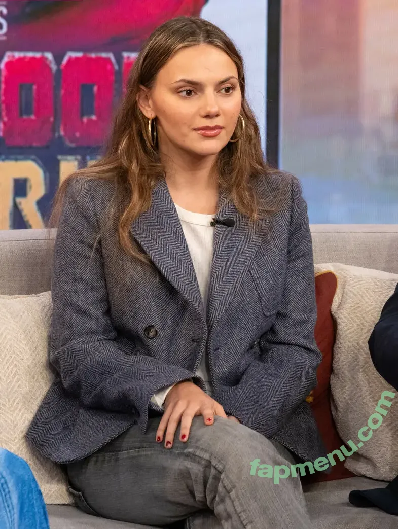 Dafne Keen nude photo #0118 (dafnekeen / lauradafne93)