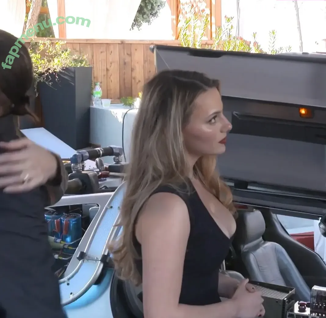 Dafne Keen nude photo #0341 (dafnekeen / lauradafne93)