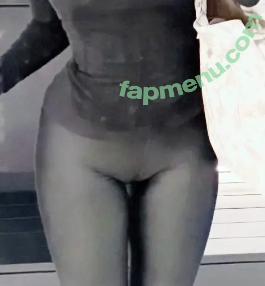 Dafne Keen nude photo #0481 (dafnefeetworld / dafnekeen)