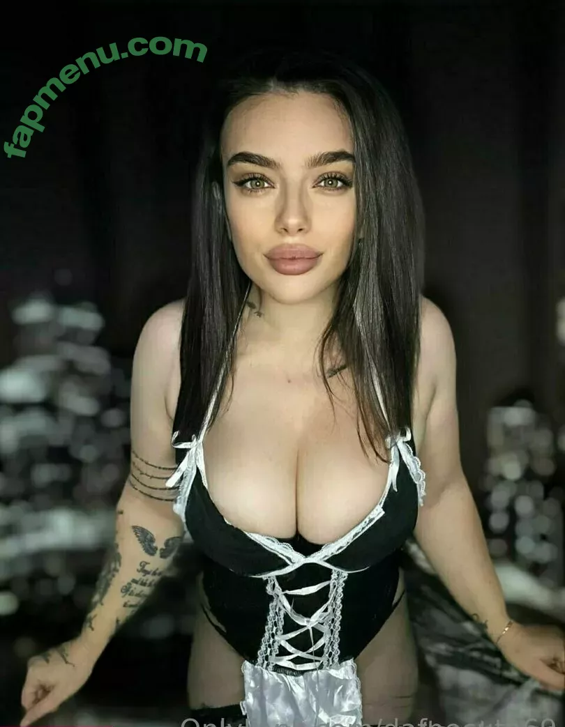 dafnecute69 nude photo #0027 (dafnecute69)