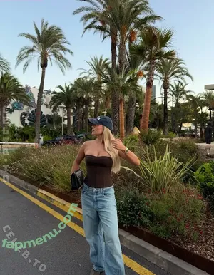 Dagi Bee / dagi.bee / dagibee nude photo #0717