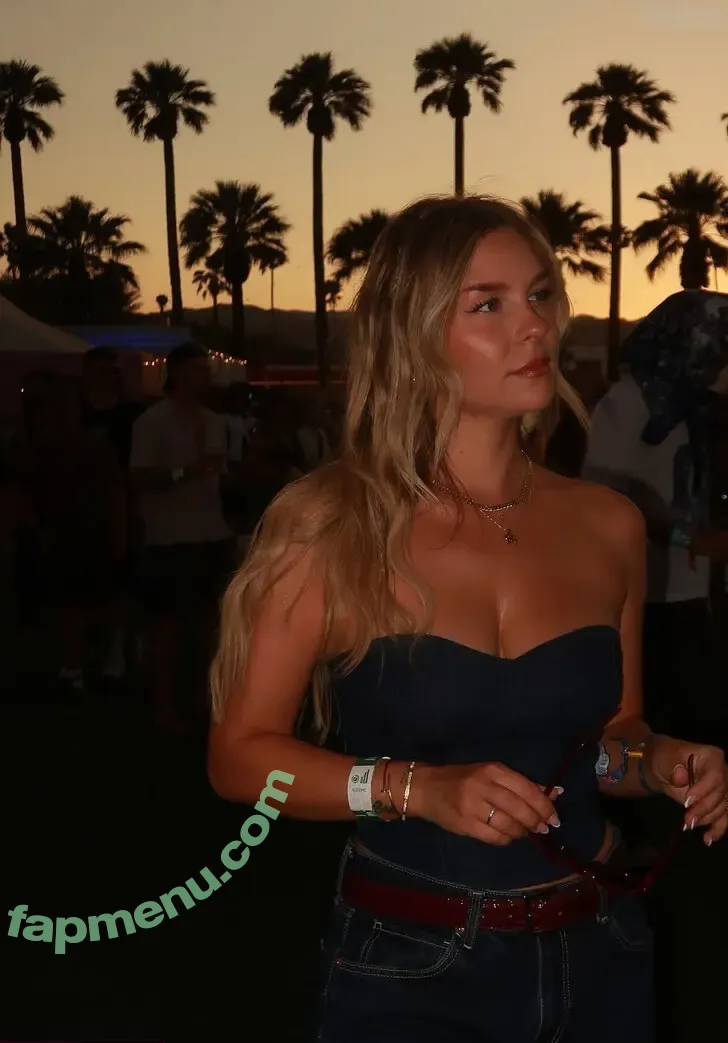 Dagi Bee nude photo #0608 (dagibee)