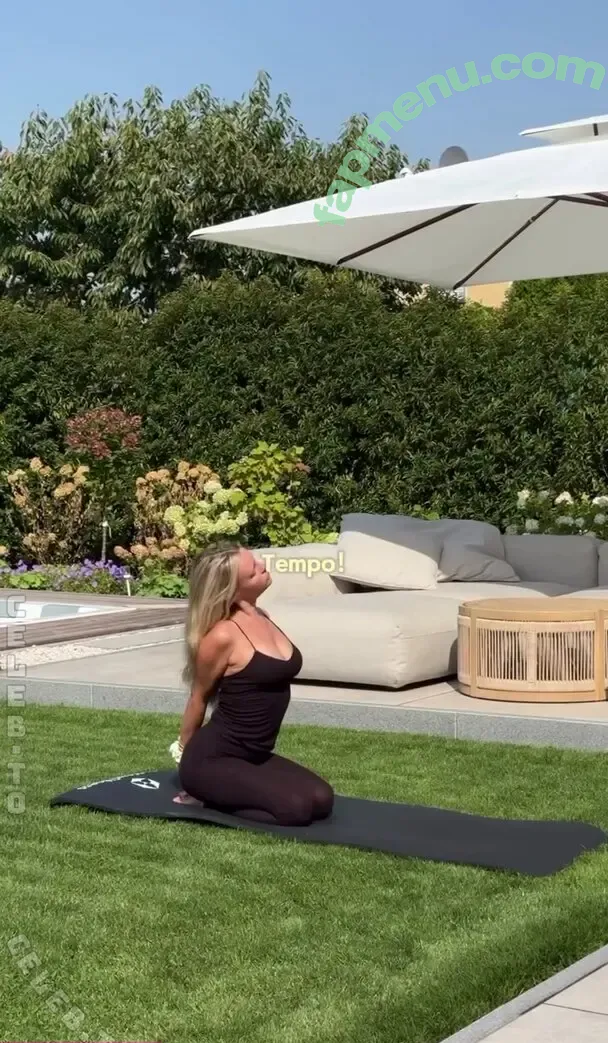 Dagi Bee nude photo #0706 (dagi.bee / dagibee)