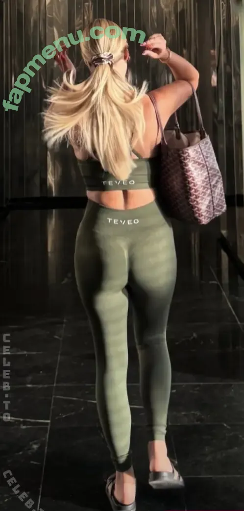 Dagi Bee nude photo #0711 (dagi.bee / dagibee)