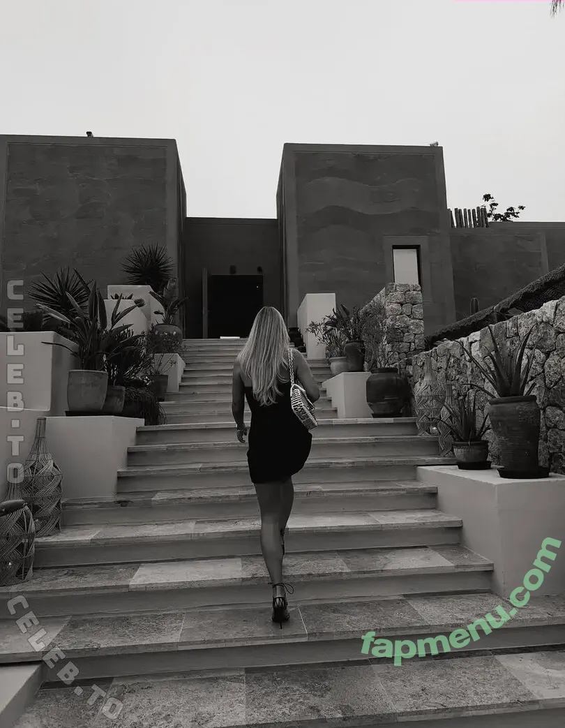 Dagi Bee nude photo #0879 (dagibee)