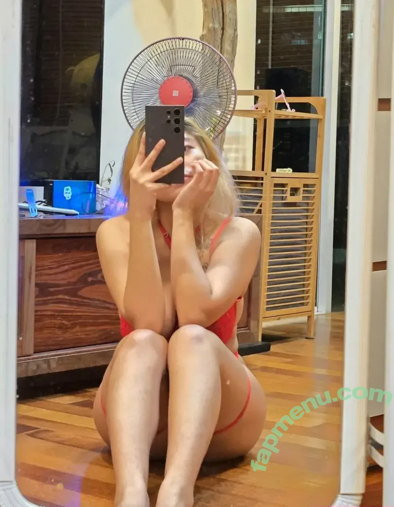 daine_dhaine nude photo #0021 (missbulolgirl)