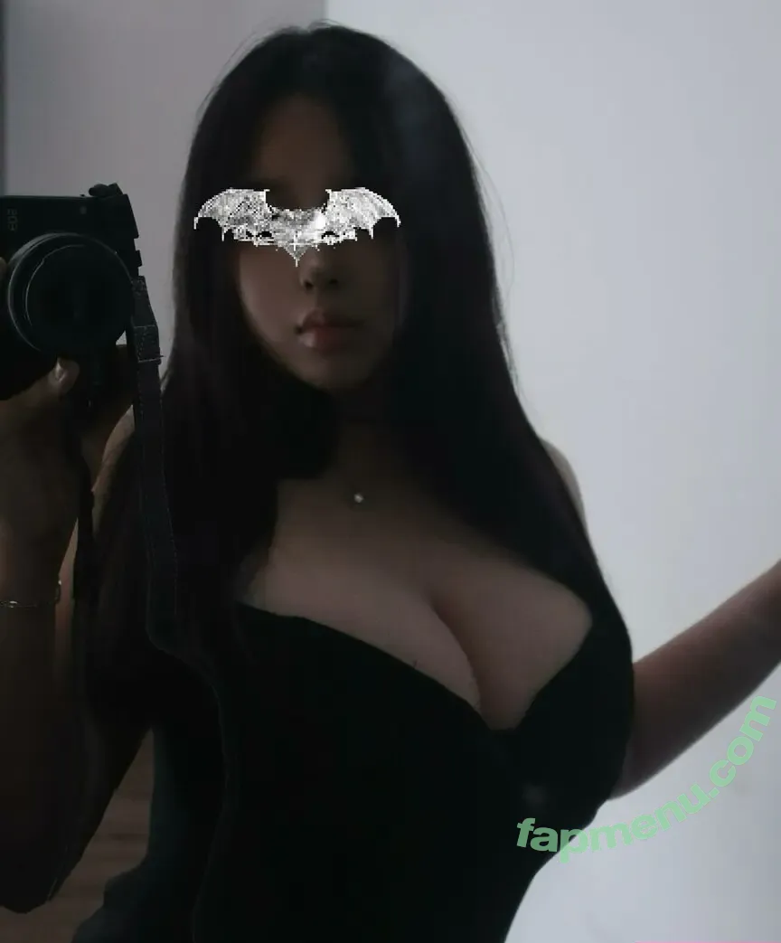 DairyCow_xx nude photo #0077 (Bò Sữaa / peahmo)