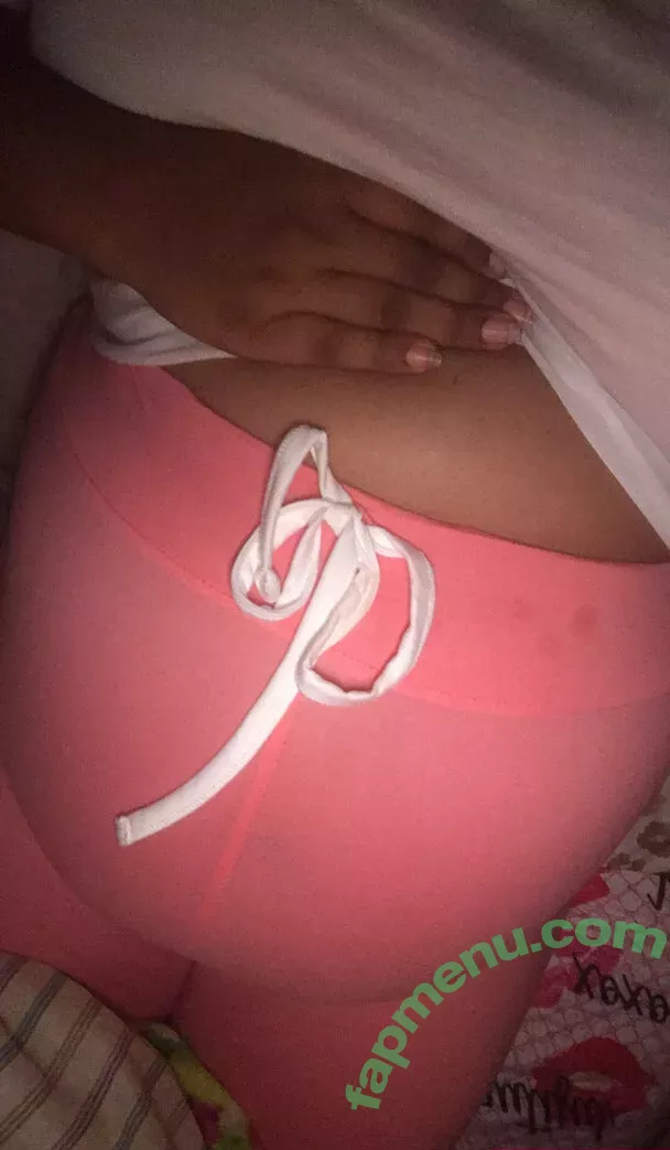 dairyqueen94 nude photo #0009 (dairyqueen94)