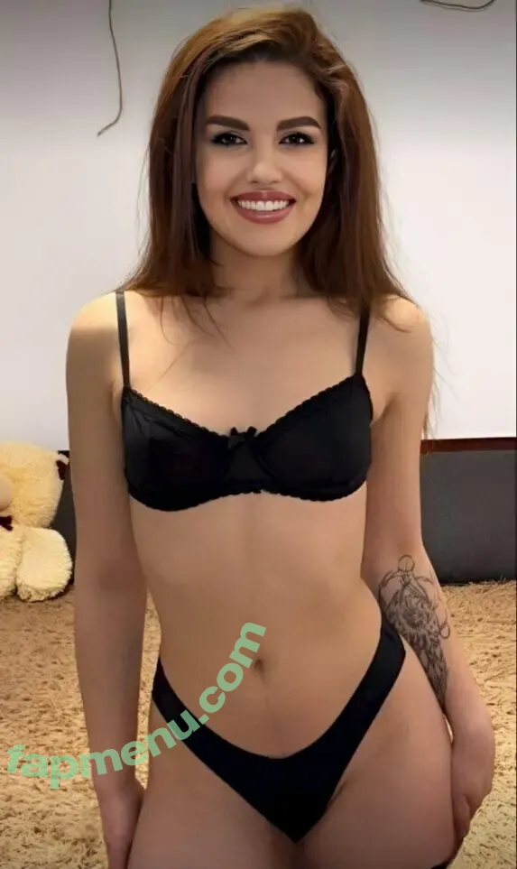 daisy_benson nude photo #0018 (daisy_benson_casting)