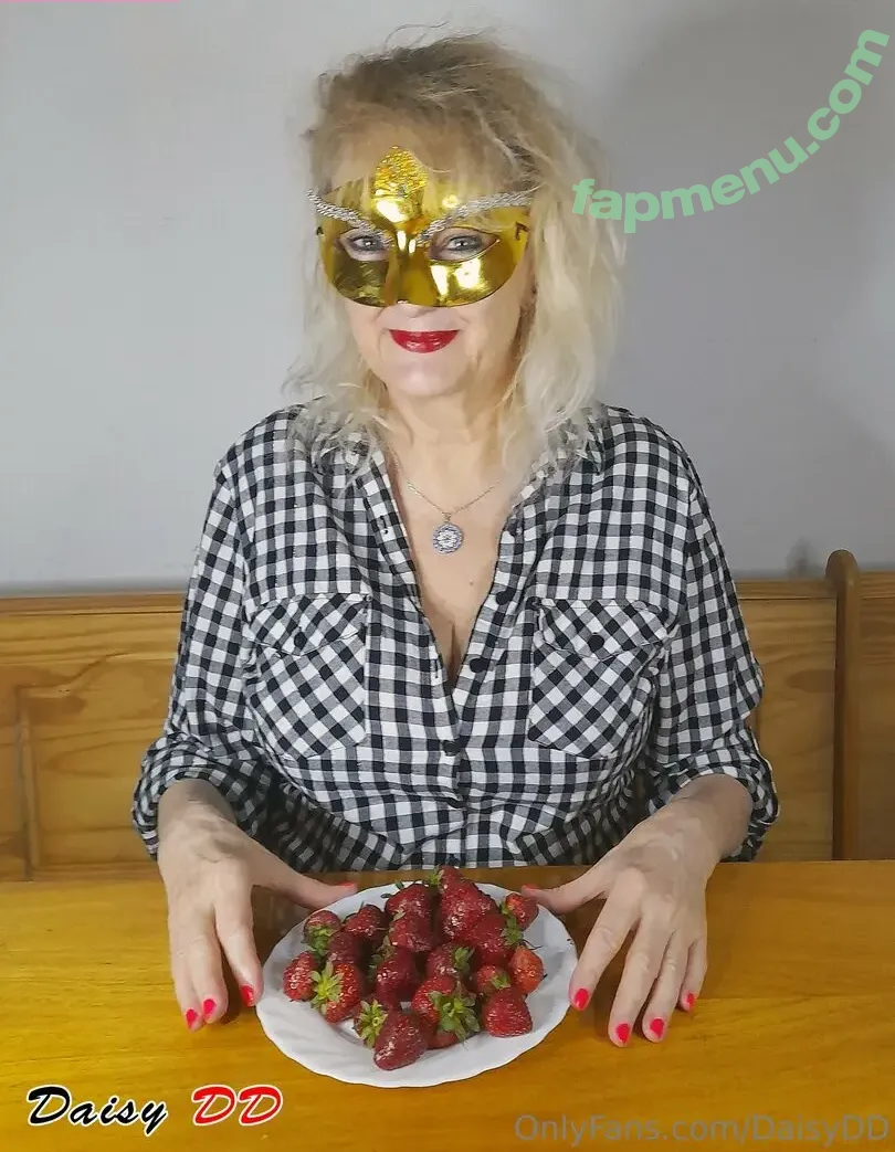 daisy_dd55 nude photo #0183 (daisy_dd55)