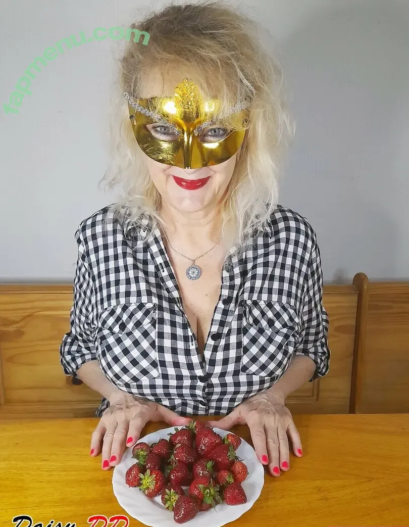 daisy_dd55 nude photo #0184 (daisy_dd55)