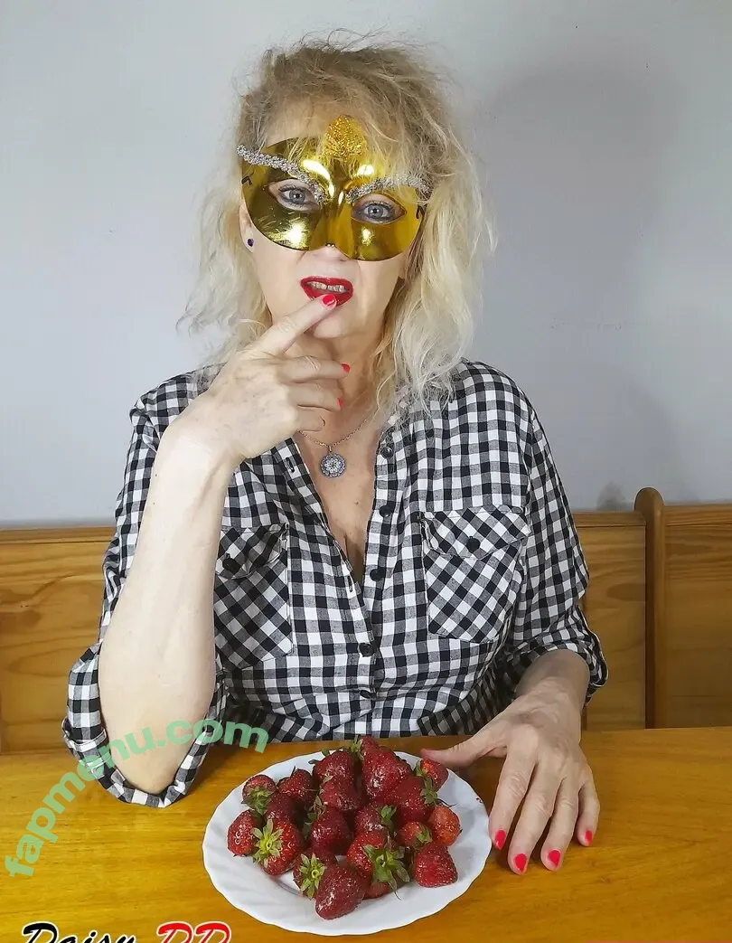 daisy_dd55 nude photo #0188 (daisy_dd55)