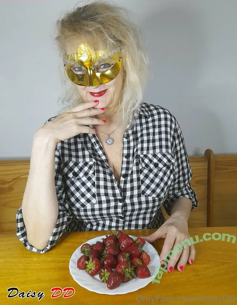 daisy_dd55 nude photo #0190 (daisy_dd55)