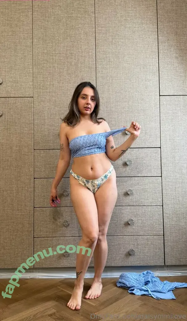 Daisy Mini nude photo #0004 (daisymini / daisymini_vip / its_daisy_the_mini / juliajuly2024)