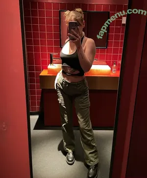  nude photo #0001