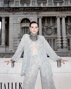 Daisy Ridley / daisyridley nude photo #0092