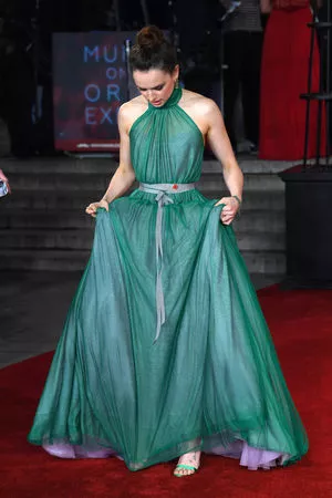 Daisy Ridley / daisyridley nude photo #0140