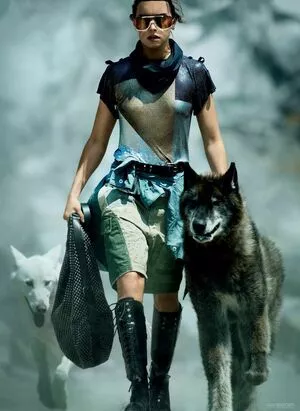 Daisy Ridley / daisyridley nude photo #0239