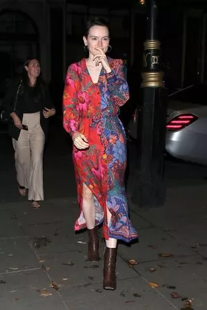 Daisy Ridley / daisyridley nude photo #0244