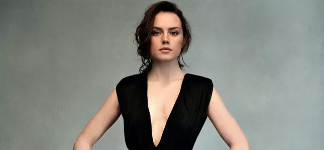 Daisy Ridley / daisyridley nude photo #0315