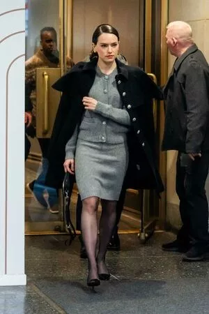 Daisy Ridley / daisyridley nude photo #0331