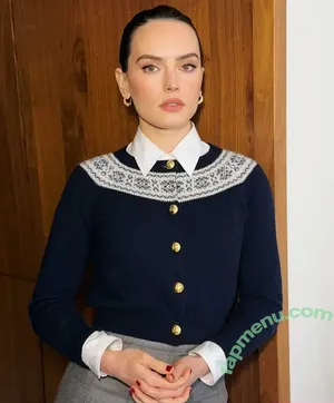 Daisy Ridley / daisyridley nude photo #0881