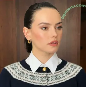 Daisy Ridley / daisyridley nude photo #0883