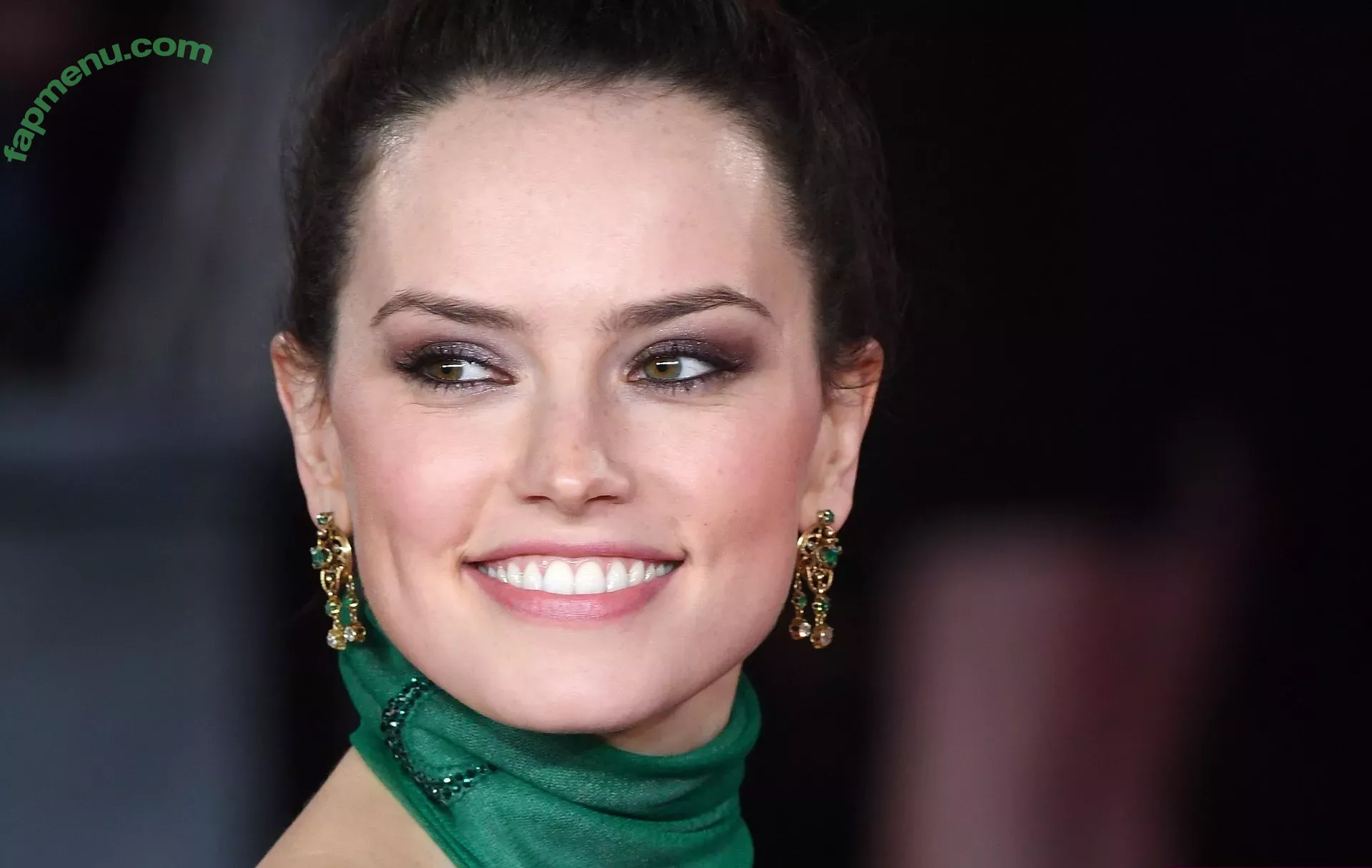 Daisy Ridley nude photo #0146 (daisyridley)